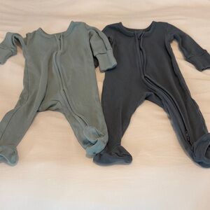 Colored Organics Kids Footies - Sage and Charcoal